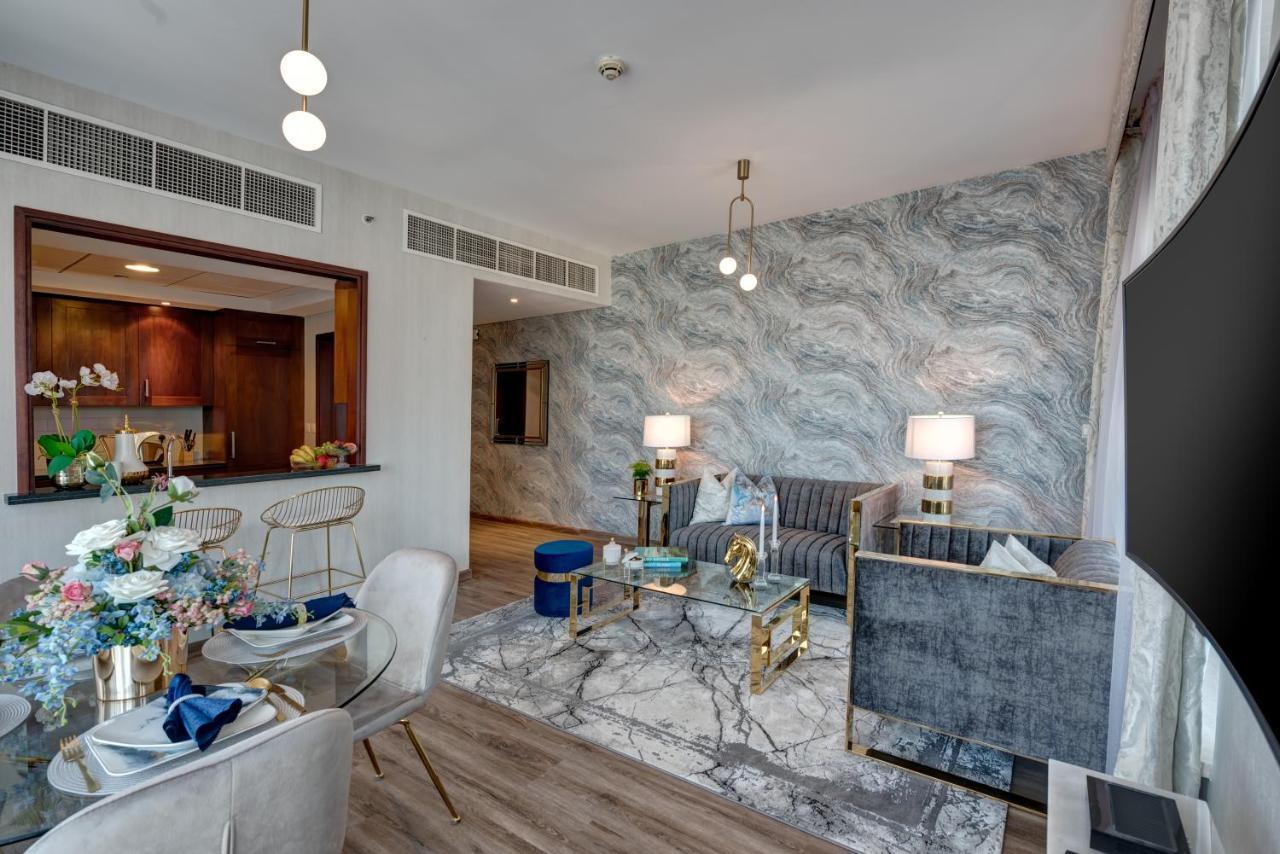 Durrani Homes - Designer 2Br Apt With Stunning Burj Khalifa And Fountain View ドバイ エクステリア 写真